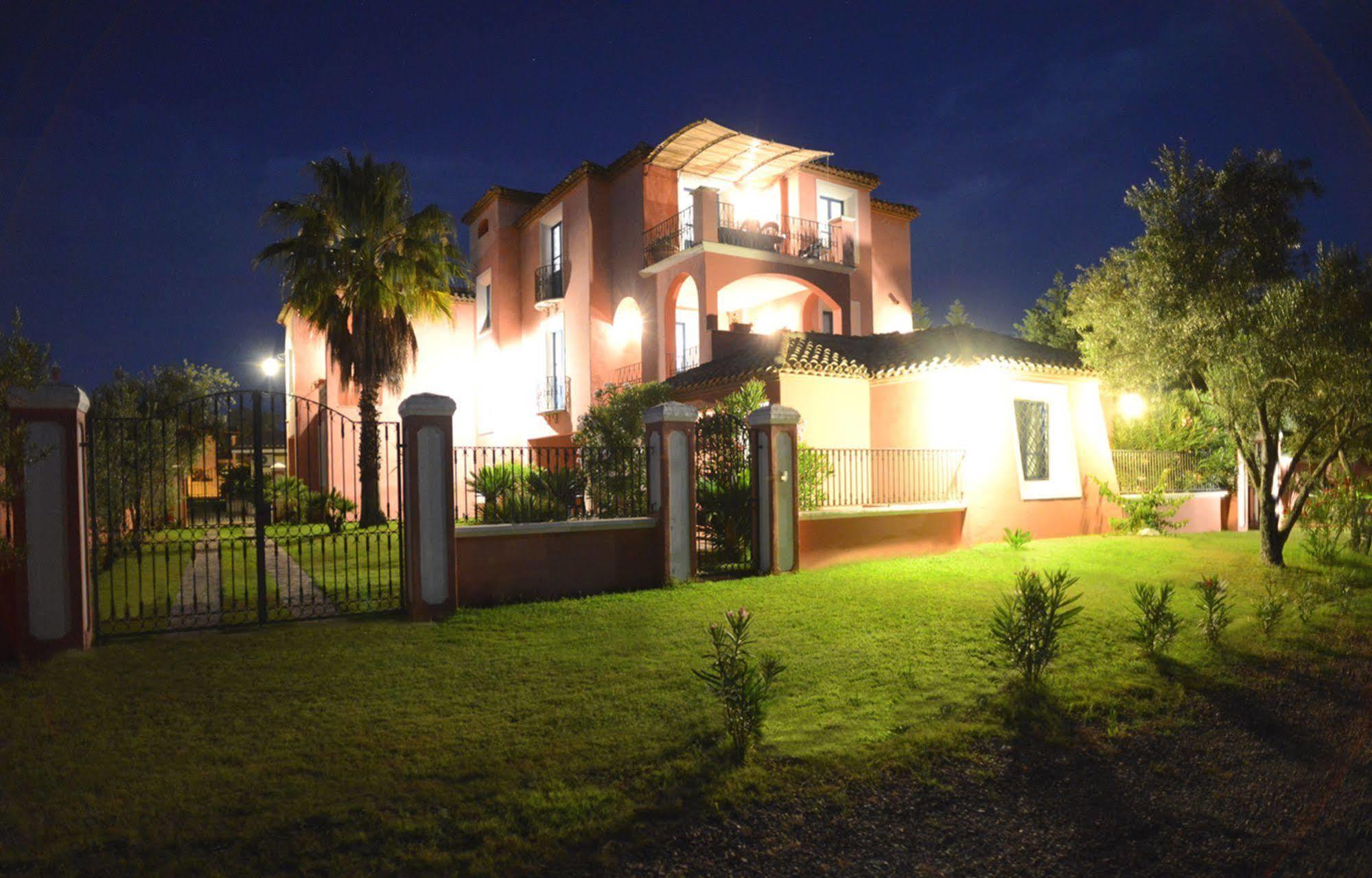 Villa Peonia Residence Àrbatax Esterno foto